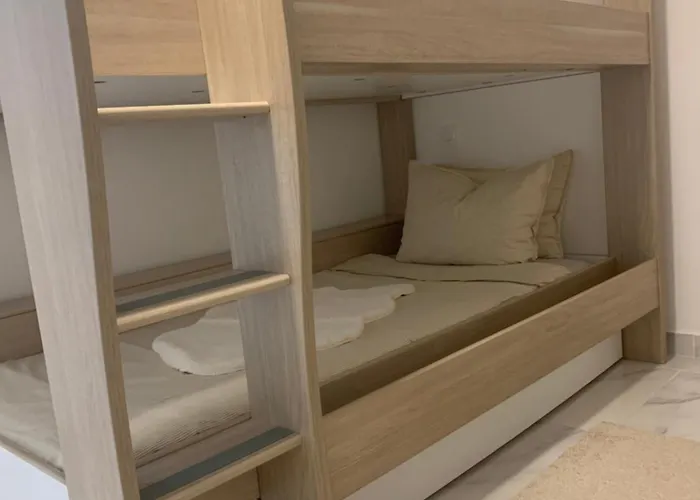 Flat * Saint-Martin-de-Valgalgues